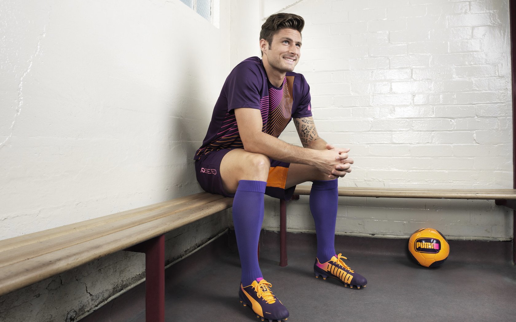 开云体育下载官网-俱乐部在青训基地发现潜力新星并予以重点培养,俱乐部青训条件