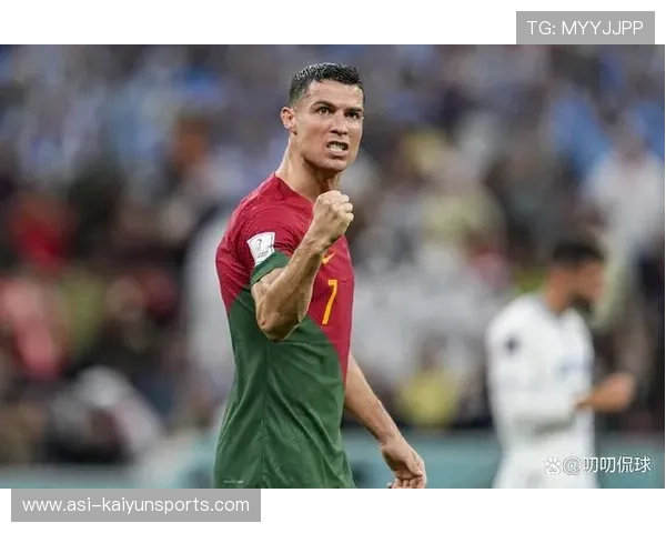 足坛悲喜夜！40岁C罗双响+绝杀5大豪门集体飘红唯有曼联没赢球，c罗在曼联最经典的比赛